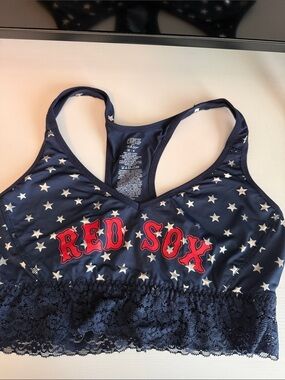 Boston Red Sox Navy Star Lace-Trim Women’s Sport Bra